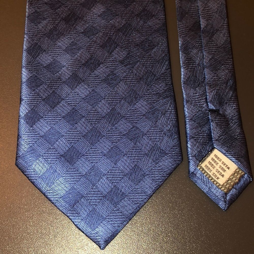 Covington Blue Diagonal Plaid Textured Silk Tie